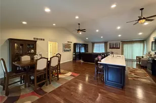 1343 Courtland Rd, Weirton, WV 26062 - Photo 5