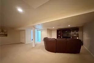 1343 Courtland Rd, Weirton, WV 26062 - Photo 37