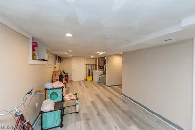 1446 Hopkins Avenue, Oakwood, OH 44107 - Photo 35