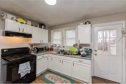 1446 Hopkins Avenue, Oakwood, OH 44107 - Photo 11