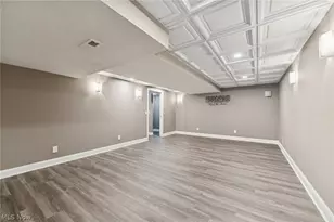 866 Somerby Cir, Uniontown, OH 44685 - Photo 35