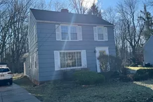 4586 E Berwald Rd, South Euclid, OH 44121 - Photo 3