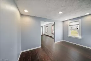 2323 Mingo Trail, Akron, OH 44312 - Photo 7