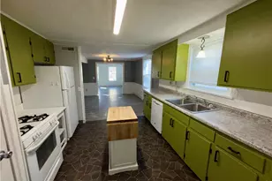 142 Beaver Ct, Amherst, OH 44001 - Photo 11