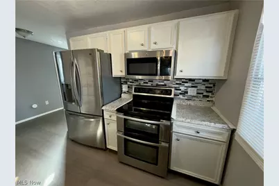 142 1/2 Beaver Court, Amherst, OH 44001 - Photo 9