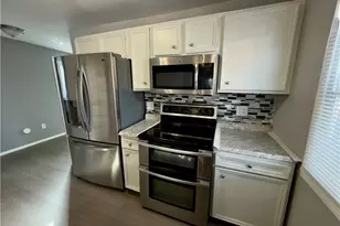 142 1/2 Beaver Ct, Amherst, OH 44001 - Photo 9