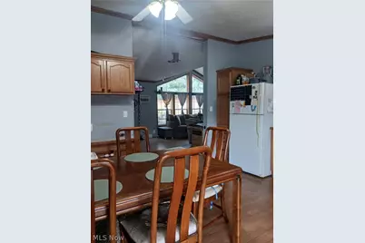 111 Everson Road, Belpre, OH 45714 - Photo 3