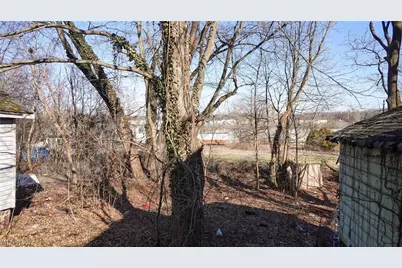 2407 Trussit Avenue, Youngstown, OH 44505 - Photo 21