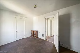 2407 Trussit Ave, Youngstown, OH 44505 - Photo 13