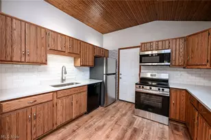 23993 Fairlawn Dr, North Olmsted, OH 44070 - Photo 5