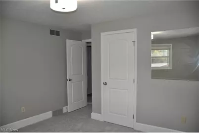 7615 Stuhldreher Street NW, Massillon, OH 44646 - Photo 11