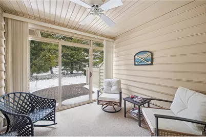 246 Village Court, Columbiana, OH 44408 - Photo 15