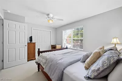 246 Village Court, Columbiana, OH 44408 - Photo 11