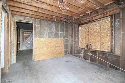 2226 Mahoning Avenue, Warren, OH 44483 - Photo 13