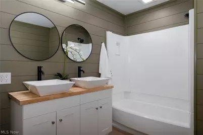 736 17th Street NE, Massillon, OH 44646 - Photo 17