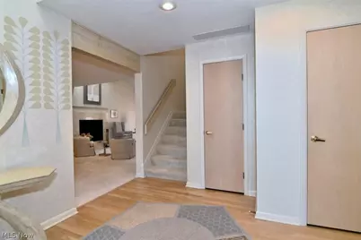 25844 Fairmount Boulevard, Beachwood, OH 44122 - Photo 3