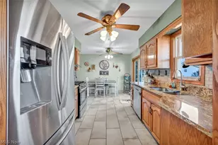 21818 Royalton Rd, Strongsville, OH 44149 - Photo 17