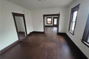 3674 E 52nd St, Loveland, OH 44105 - Photo 5