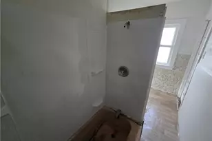 3674 E 52nd St, Loveland, OH 44105 - Photo 9