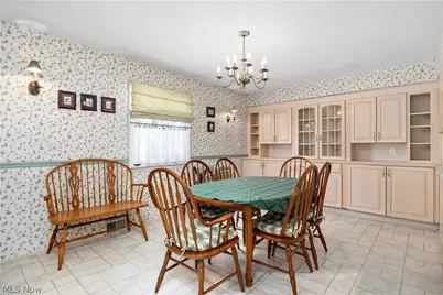 3226 Stanfield Drive, Parma, OH 44134 - Photo 7