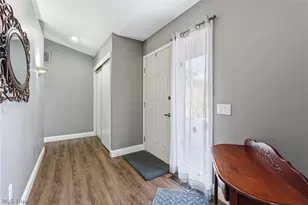 32933 Woodspring Cir, North Ridgeville, OH 44039 - Photo 7
