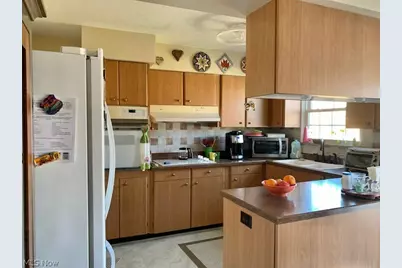 908 Banfield Avenue, Toronto, OH 43964 - Photo 17