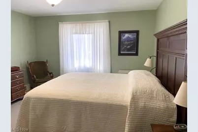 908 Banfield Avenue, Toronto, OH 43964 - Photo 25