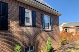 908 Banfield Ave, Toronto, OH 43964 - Photo 7