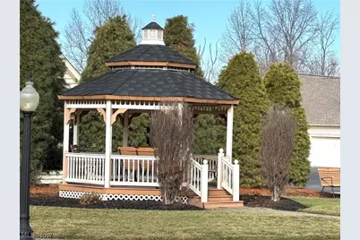 147 Village Court, Columbiana, OH 44408 - Photo 37