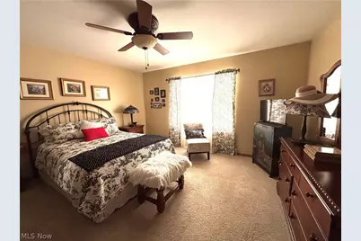 147 Village Court, Columbiana, OH 44408 - Photo 19