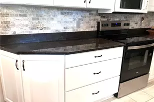 147 Village Ct, Columbiana, OH 44408 - Photo 15