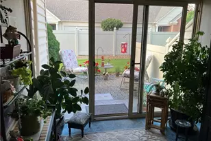 147 Village Ct, Columbiana, OH 44408 - Photo 17