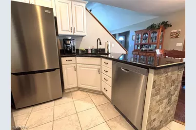 147 Village Court, Columbiana, OH 44408 - Photo 11