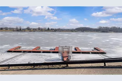 5229 Violet Knoll Avenue NE, Canton, OH 44705 - Photo 7