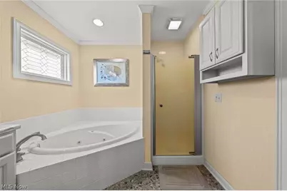 5229 Violet Knoll Avenue NE, Canton, OH 44705 - Photo 39