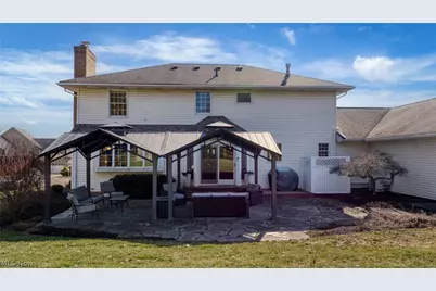 5229 Violet Knoll Avenue NE, Canton, OH 44705 - Photo 9