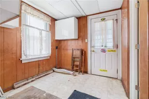 7705 Ravenna Ave, Louisville, OH 44641 - Photo 9