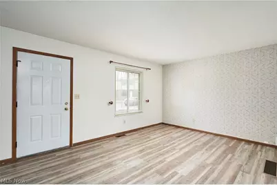 1273 Front Street, Cuyahoga Falls, OH 44221 - Photo 3