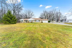 11671 Green Beaver Rd, Canfield, OH 44406 - Photo 3