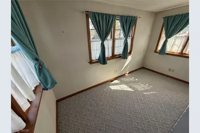 403 Burrows Avenue, East Liverpool, OH 43920 - Photo 15