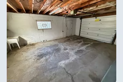 403 Burrows Avenue, East Liverpool, OH 43920 - Photo 37