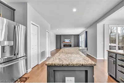 10400 Maryland Street, Aurora, OH 44202 - Photo 5