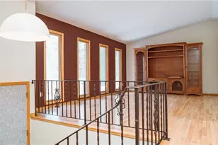 156 W Ingleside Dr, Akron, OH 44319 - Photo 17