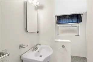 4167 W 62nd St, Loveland, OH 44144 - Photo 21