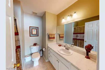 609 Beacon Drive, Painesville, OH 44077 - Photo 35