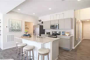 3544 Bushwillow Dr, Green, OH 44685 - Photo 3