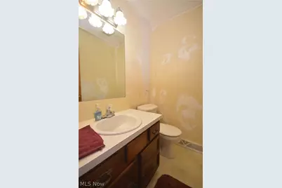 27 E Overdale Drive, Tallmadge, OH 44278 - Photo 17