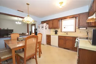 27 E Overdale Dr, Tallmadge, OH 44278 - Photo 13