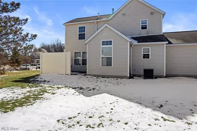 27226 S Emerald Oval, Olmsted Twp, OH 44138 - Photo 31