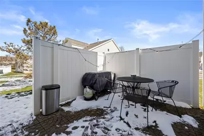 27226 S Emerald Oval, Olmsted Twp, OH 44138 - Photo 29